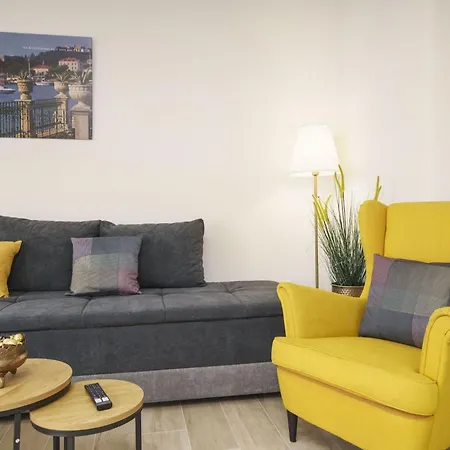 Two Bedroom With Terrace And Swimping Pool * Vodice